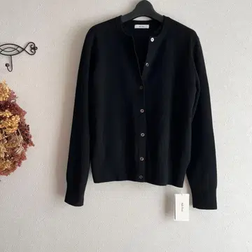 Mila Owen 언샘플 도킹 니트 풀오버 블랙