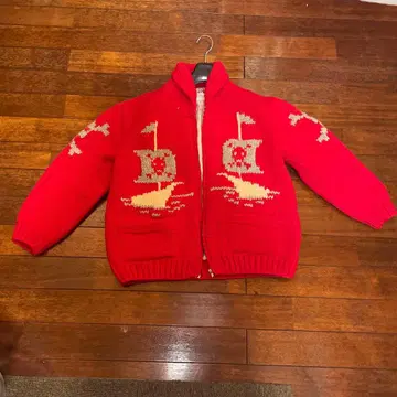 KANATA 빨간색 해적선 디자인 카우친 니트