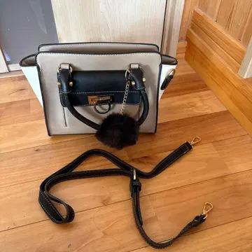 베이지 블랙 숄더백