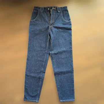 다크 블루 스트레이트 데님 가죽 라벨 포함