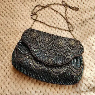 비즈 자수 숄더백