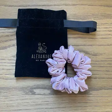 ALEXANDRE DE PARIS 스크런치 핑크