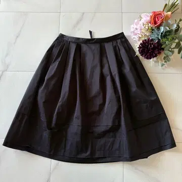 FOXEY NEW YORK 38사이즈 다크 네이비 플레어 스커트 플리츠