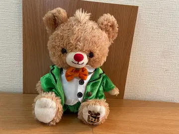 그린 컬러 수트를 입은 곰 봉제 인형 (디즈니)