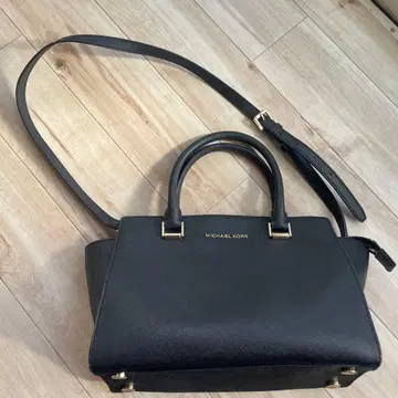 MICHAEL KORS 블랙 숄더백