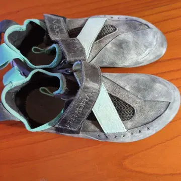 클라이밍 신발 PERADRA