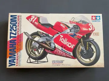 Yamaha TZ250M 1/12 Tamiya