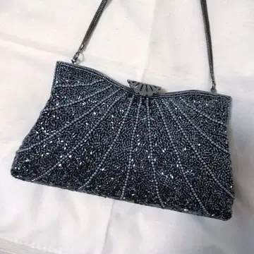 파티 백 그레이 블랙