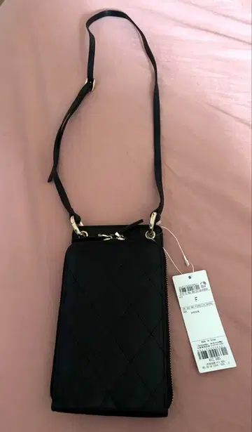 새상품 23구 스마트폰 미니백 숄더 블랙 온워드 카시야마