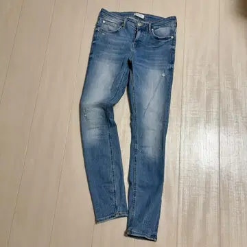 ZARA 스테디셀러 스키니 데님 옅은 블루 36 심플 코디 새상품급 자라