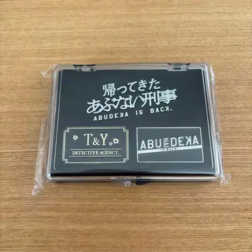 돌아온 위험한 형사 핀 배지 세트