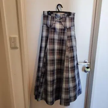 dazzlin 롱 스커트 블루 체크