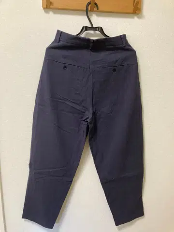 RCW 네이비 캐주얼 팬츠 턱 포함