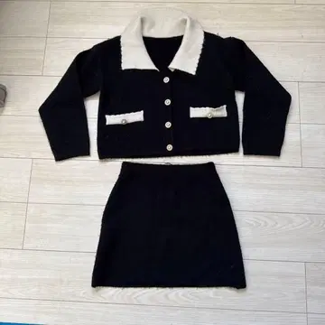 블랙과 화이트 니트 셋업