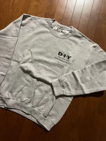 D.I.Y. UNION 그레이 맨투맨 M