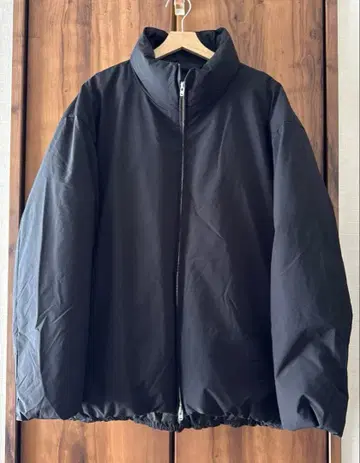 HEAT FILL DOWN 블랙 다운 자켓