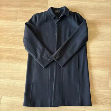 Tsuki.s 다크 블루 압축 울 스텐카라 코트