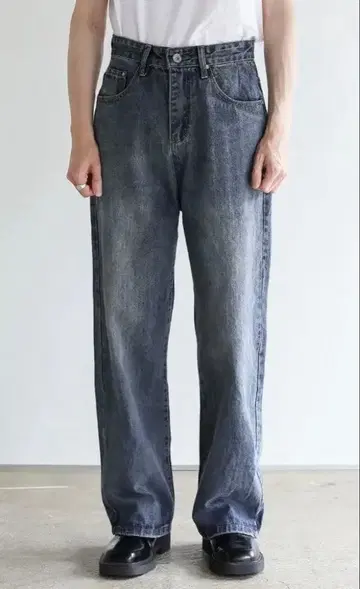세로 워싱 스트레이트 데님