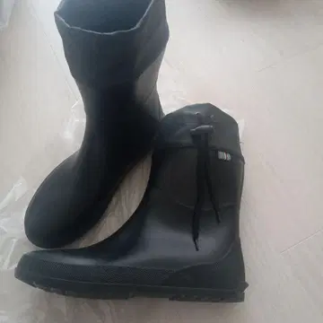 컨디션 최상 NUOVO  레인부츠 XL 24.5~25cm 미들 기장
