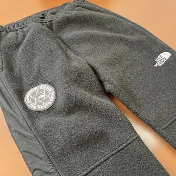 THE NORTH FACE 플리스 조거 팬츠 블랙