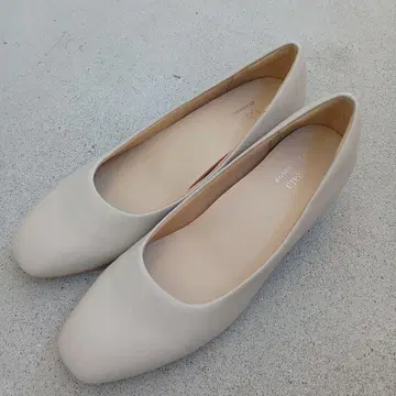 moon star 베이지 펌프스 24cm EEE