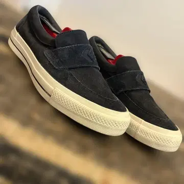 CONVERSE 네이비 슬립온 스니커즈 박스 포함 크리스마스 캠페인입니다