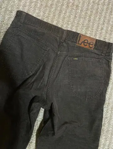Lee 다크 브라운 코듀로이 팬츠 코르덴