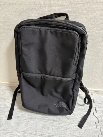 THE NORTH FACE 블랙 백팩