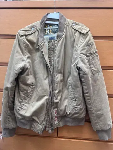 55DSL 베이지 점퍼 M 사이즈