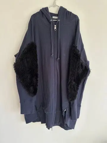 츠모리 치사토 보아 후드티