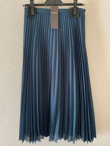 컨디션 최상 폴 스튜어트 플리츠 스커트