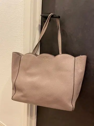 케이트 스페이드 토트 숄더