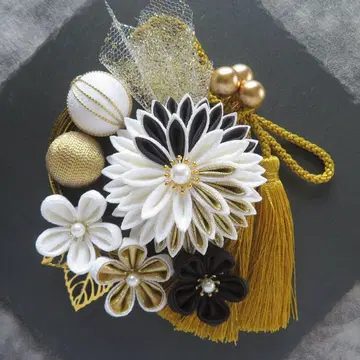 츠마미자이쿠 머리 장식 졸업식 결혼식 성인식