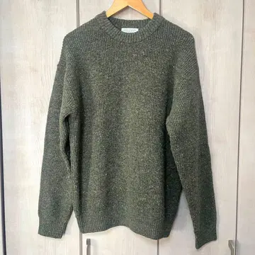 A DAY IN THE LIFE 크루넥 니트