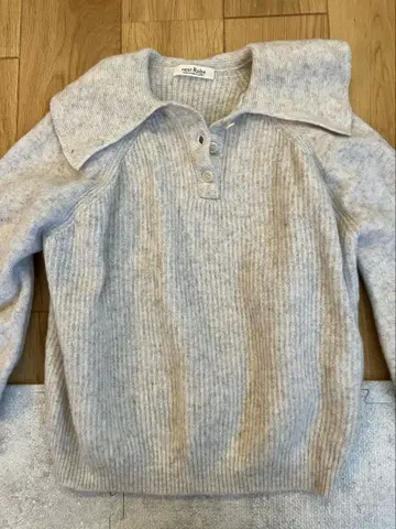 nest robe 카라 부착 긴팔 스웨터