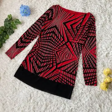 새상품급 비비안 탐 긴팔 티셔츠 유니크 빨간색 파워넷 3 [ L ]