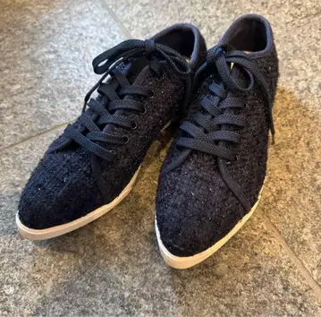 새상품급 네이비 트위드 스니커즈 M