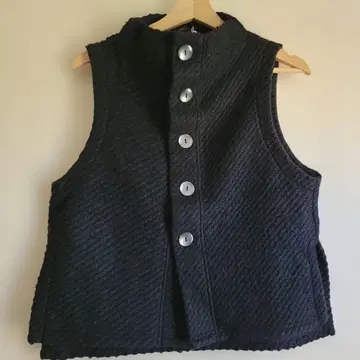 크레센트 HALF-NOTE 니트 베스트 [ 새상품 ]