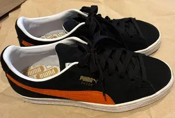 PUMA 스웨이드 블랙/오렌지 스니커즈