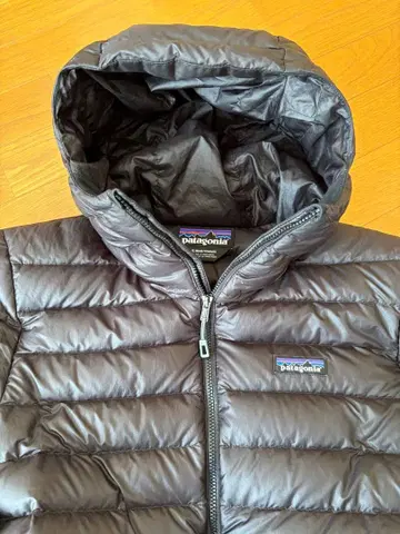 새상품급 파타고니아 다운 스웨터 후디 S