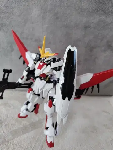 HG 건담 랜드 화이트 제2형태