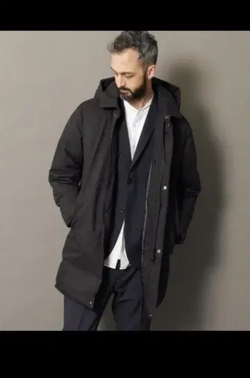 코마츠 마테레 다운 코트 다운 자켓 S 사이즈 후드 탈부착 가능