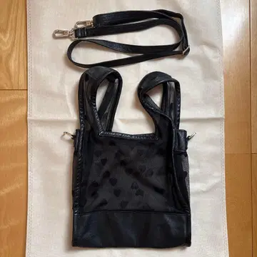 라들로 LUDLOW 하트 시스루 메쉬 백 시어