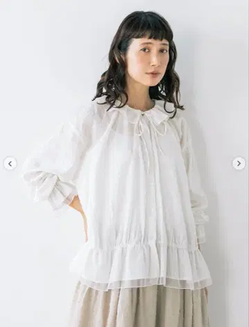 [ kazumi x Samansa Mos2 ] 프릴 칼라 튤 블라우스