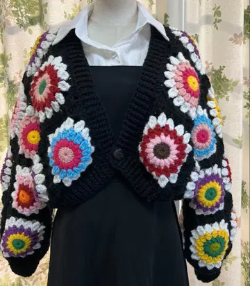 핸드메이드 할머니 스퀘어 모티브 가디건