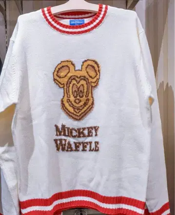 미키 와플 디자인 스웨터