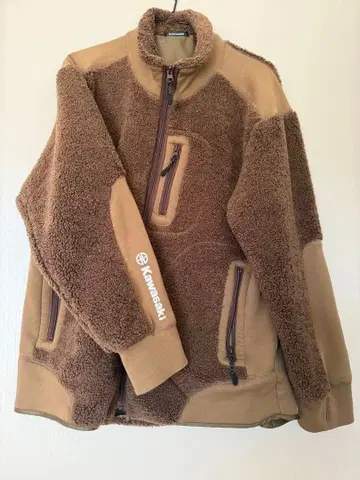 Kawasaki 플리스 자켓 브라운