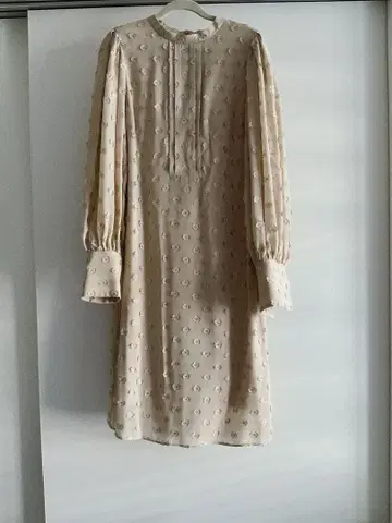 12/25까지 [ EPOCA ] 베이지 긴팔 원피스 (40)