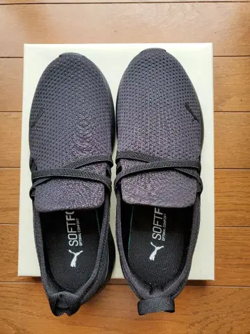 PUMA SOFTFOAM 스니커즈