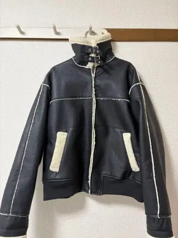 오버 사이즈 무스탕 자켓